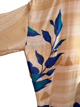 Load image into Gallery viewer, Vintage Silk Robe