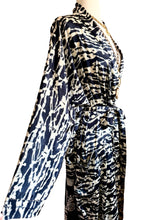 Load image into Gallery viewer, Vintage Silk Long Robe