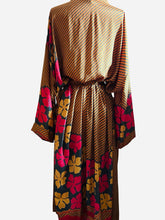 Load image into Gallery viewer, Vintage Silk Long Robe