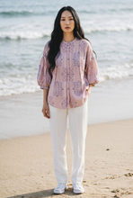 Load image into Gallery viewer, Joy Box Pleat Top