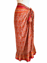 Load image into Gallery viewer, Vintage Silk Sari Sarong