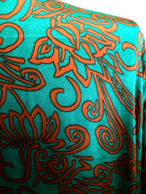 Load image into Gallery viewer, Vintage Silk Robe