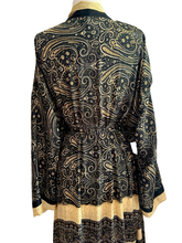 Load image into Gallery viewer, Vintage Silk Robe