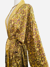 Load image into Gallery viewer, Vintage Silk Robe