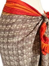 Load image into Gallery viewer, Vintage Silk Sari Sarong