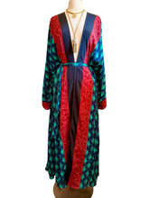 Load image into Gallery viewer, Vintage Silk Robe