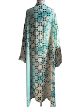 Load image into Gallery viewer, Vintage Silk Robe