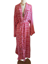 Load image into Gallery viewer, Vintage Silk Long Robe