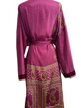 Load image into Gallery viewer, Vintage Silk Robe
