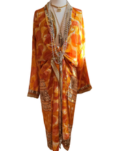 Load image into Gallery viewer, Vintage Silk Robe
