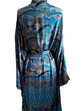 Load image into Gallery viewer, Vintage Silk Long Robe