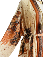 Load image into Gallery viewer, Vintage Silk Robe