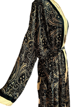 Load image into Gallery viewer, Vintage Silk Robe