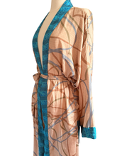 Load image into Gallery viewer, Vintage Silk Robe