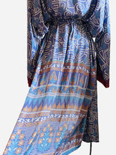 Load image into Gallery viewer, Vintage Silk Long Robe