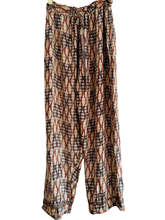 Load image into Gallery viewer, Vintage Silk Lounge Set Large