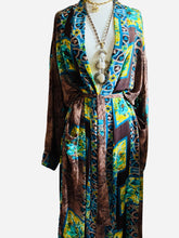 Load image into Gallery viewer, Vintage Silk Long Robe