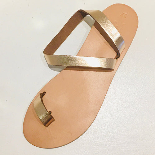 Leather Toe Ring Sandal Gold Metallic
