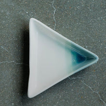Load image into Gallery viewer, Triangle Ceramic Dish