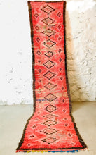 Load image into Gallery viewer, Moroccan Boujaad Runner