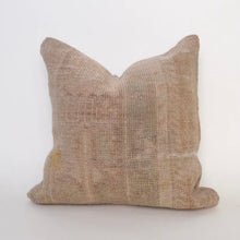 Load image into Gallery viewer, Vintage Turkish Pillow Lulu