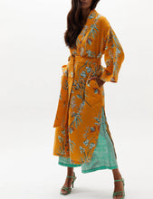 Load image into Gallery viewer, Reena Kimono Jacket