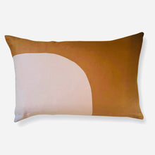 Load image into Gallery viewer, Sunset Linen Pillow 16”x24”