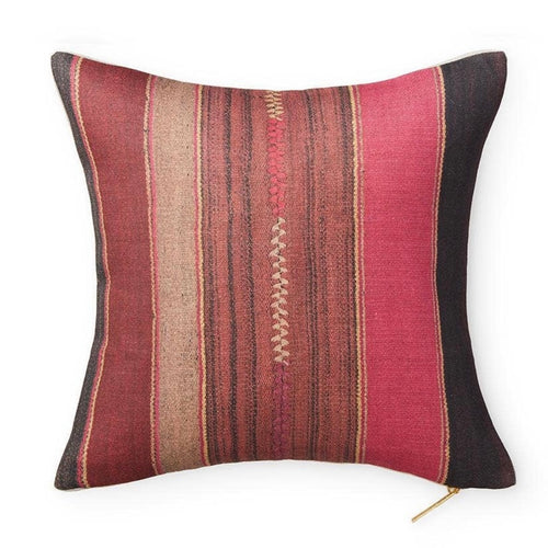 Fuchsia Frazada Pillow