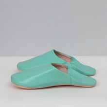 Load image into Gallery viewer, Moroccan Babouche Slipper Cayman